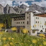 מלון Passo Tre Croci Cortina 3*