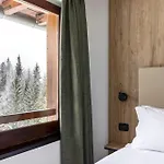Passo Tre Croci Cortina מלון
