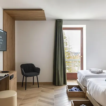 Passo Tre Croci Cortina 3* كورتينا دامبيتزو