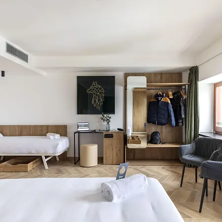 Passo Tre Croci Cortina Hotel